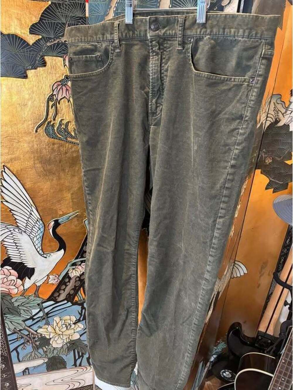 Men’s GAP green corduroy pants 36x32 slim